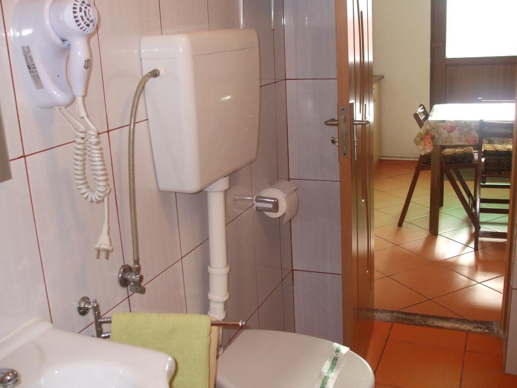 Pensiunea Mimi Mediaş Zewnętrze zdjęcie